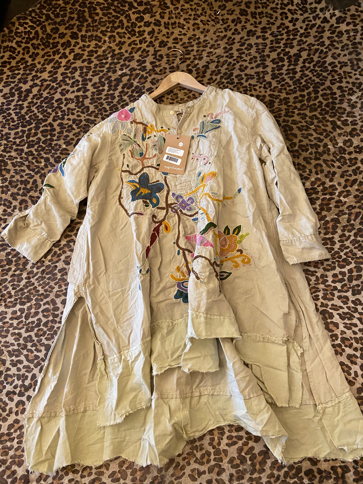 Magnolia Pearl European Linen Embroidered Gypsy Johnny Shirt – Canary ...